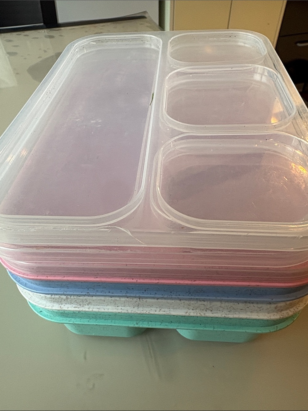 Reusable Stackable Pink and Teal Meal Prep Container Set open box never used